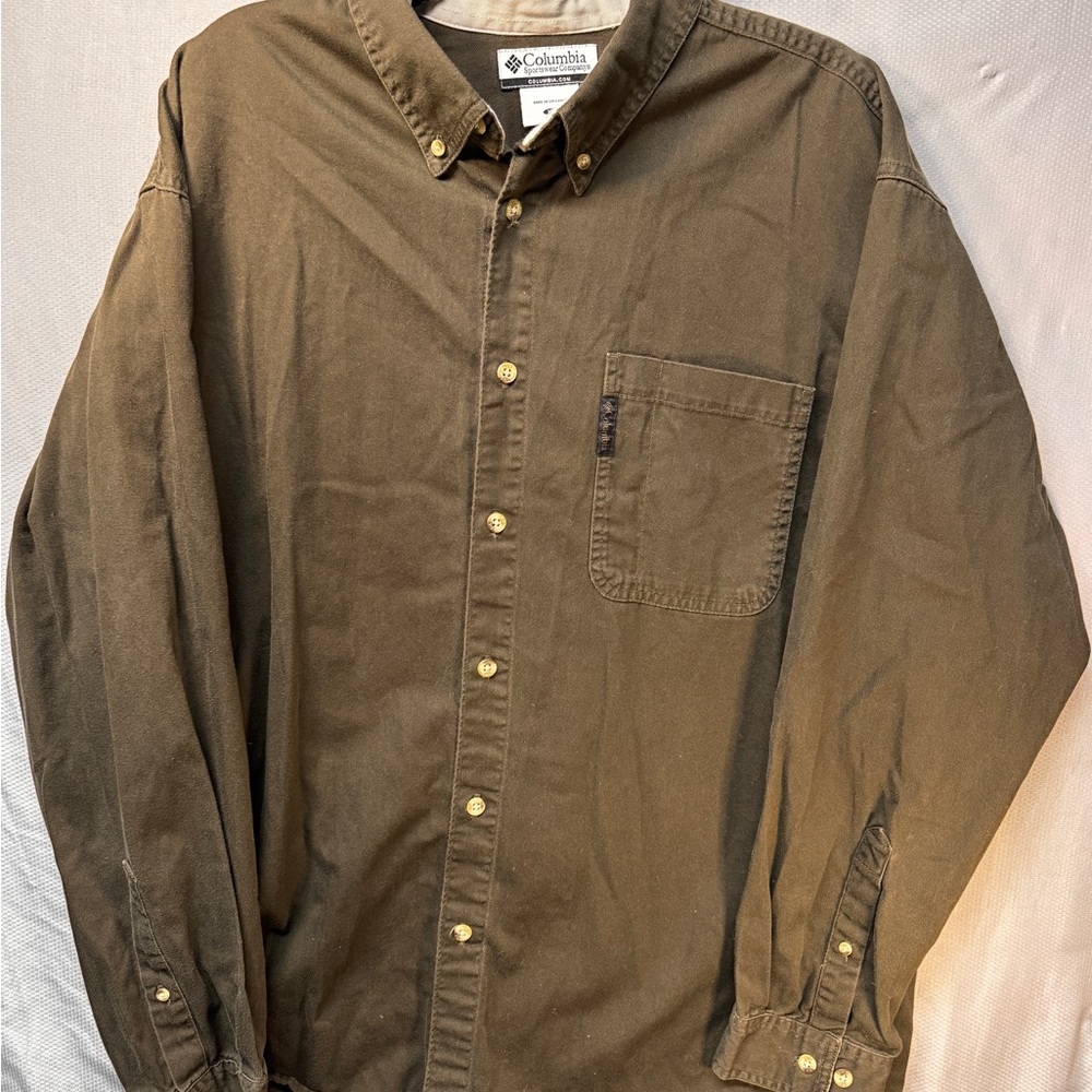 Columbia Sportswear Men’s Dark Green Long Sleeve Button Up Shirt - Size XL